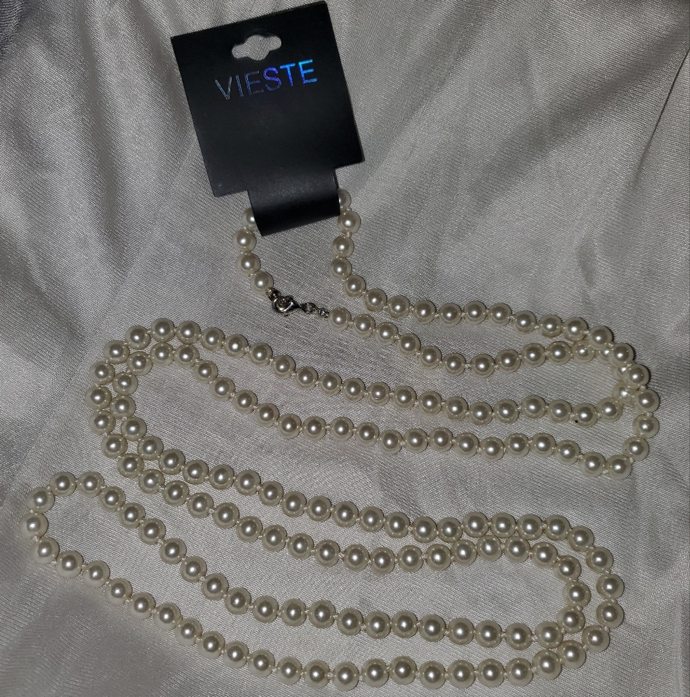 Vieste Pearl Necklace